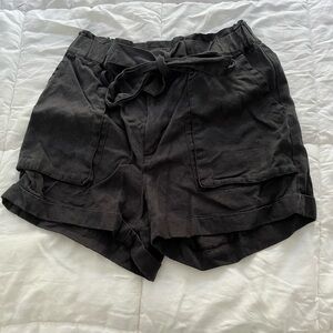 Black Twik Short